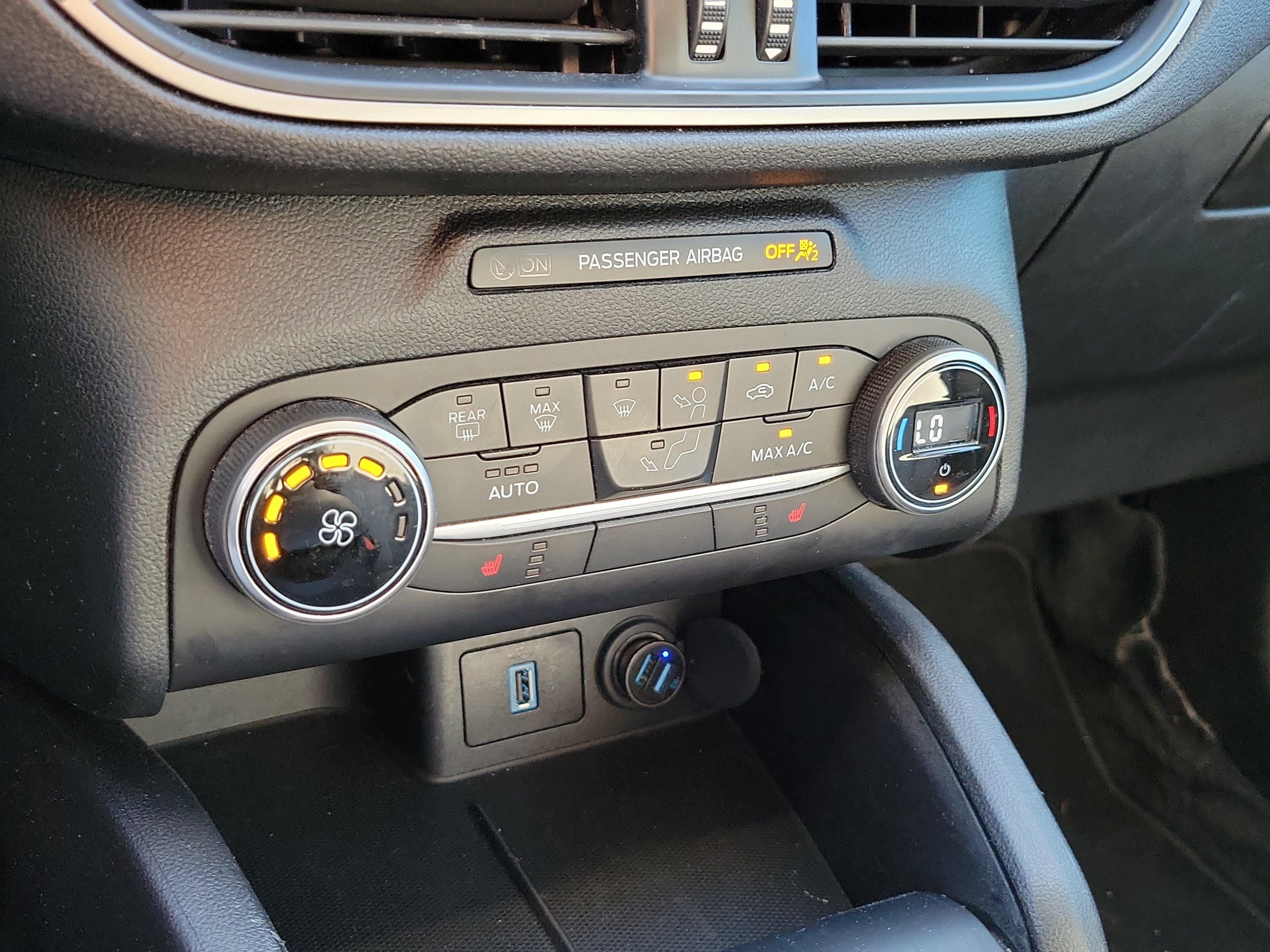 Used 2020 Ford Escape SE AWD/4WD image 34