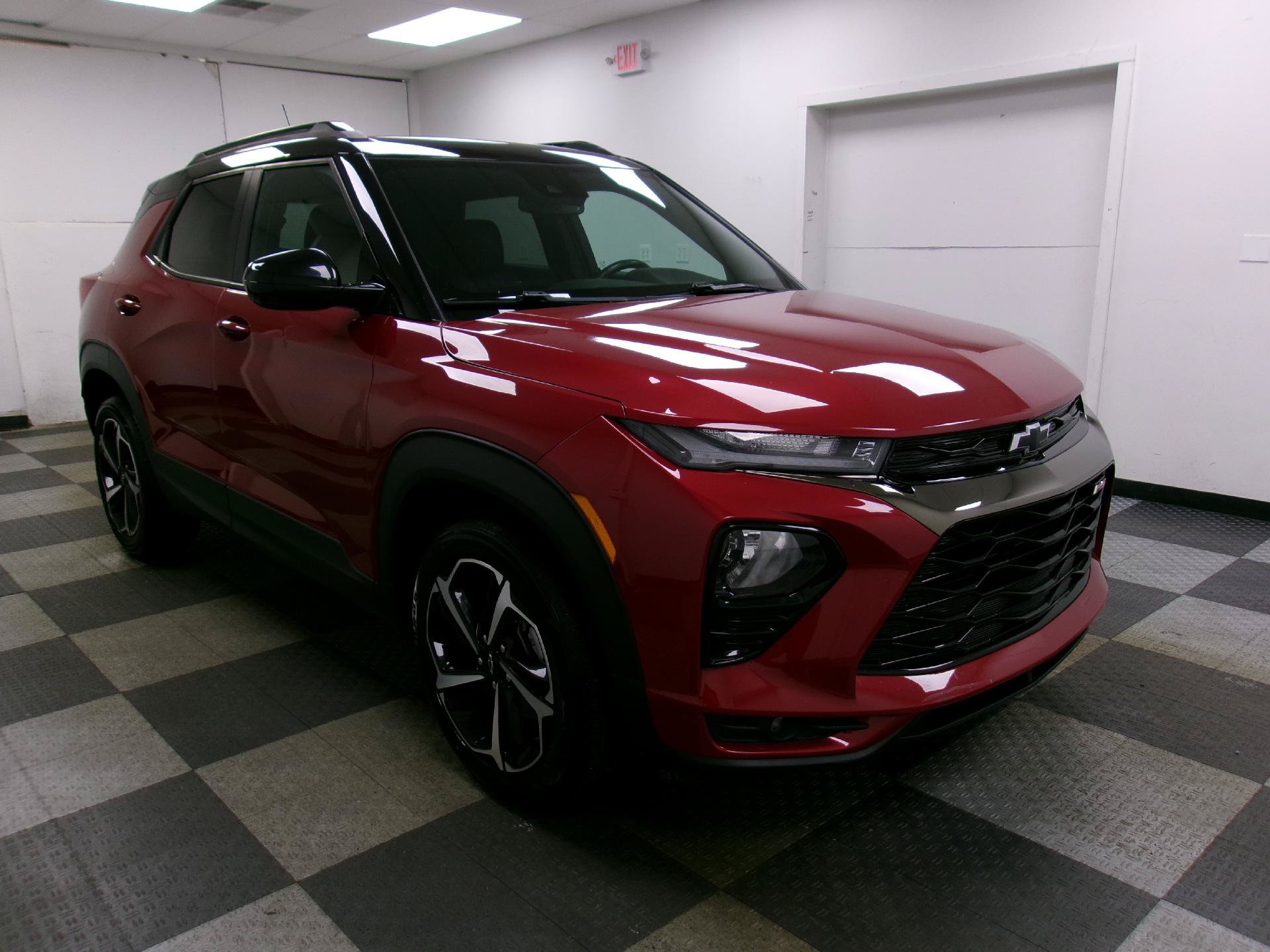 Used 2021 Chevrolet TrailBlazer RS w/ Convenience Package FWD image 14