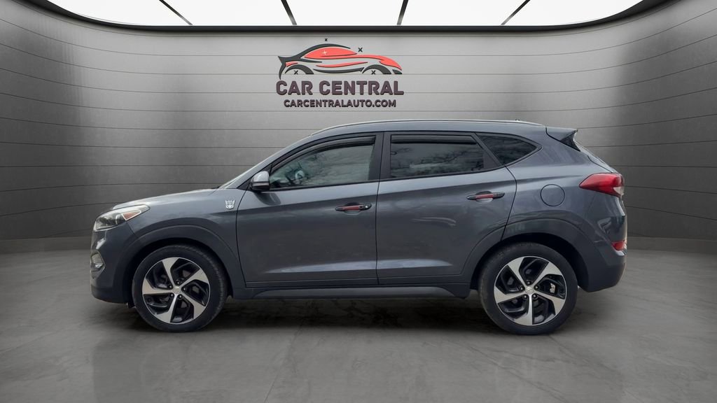 Used 2016 Hyundai Tucson Sport image 2