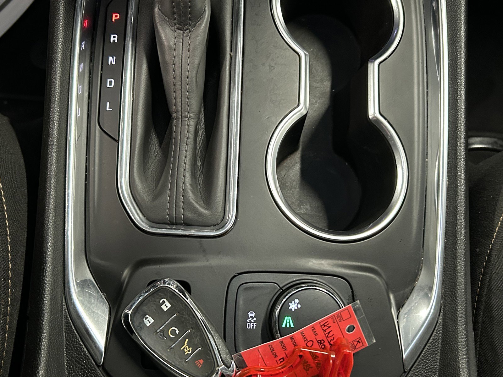 Used 2020 Chevrolet Traverse LT image 37