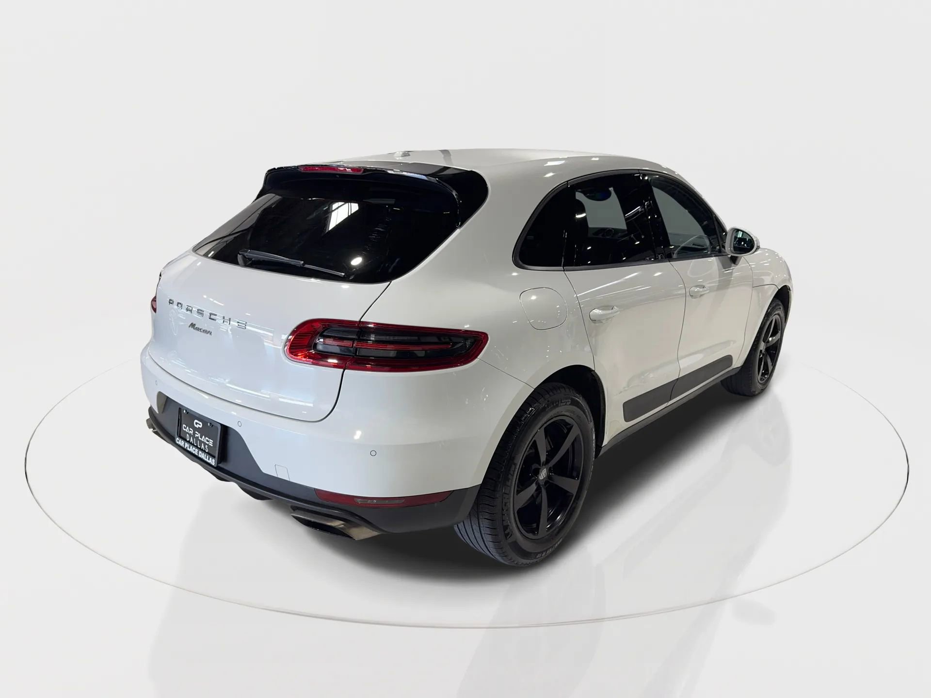 Used 2017 Porsche Macan image 9