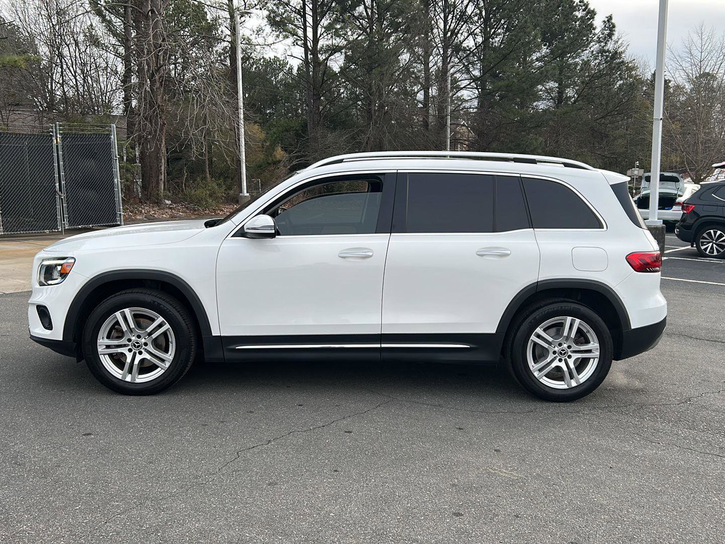 Used 2020 Mercedes-Benz GLB 250 GLB 250 image 2