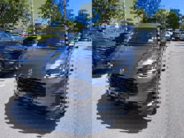 Used 2025 Honda HR-V LX image 2