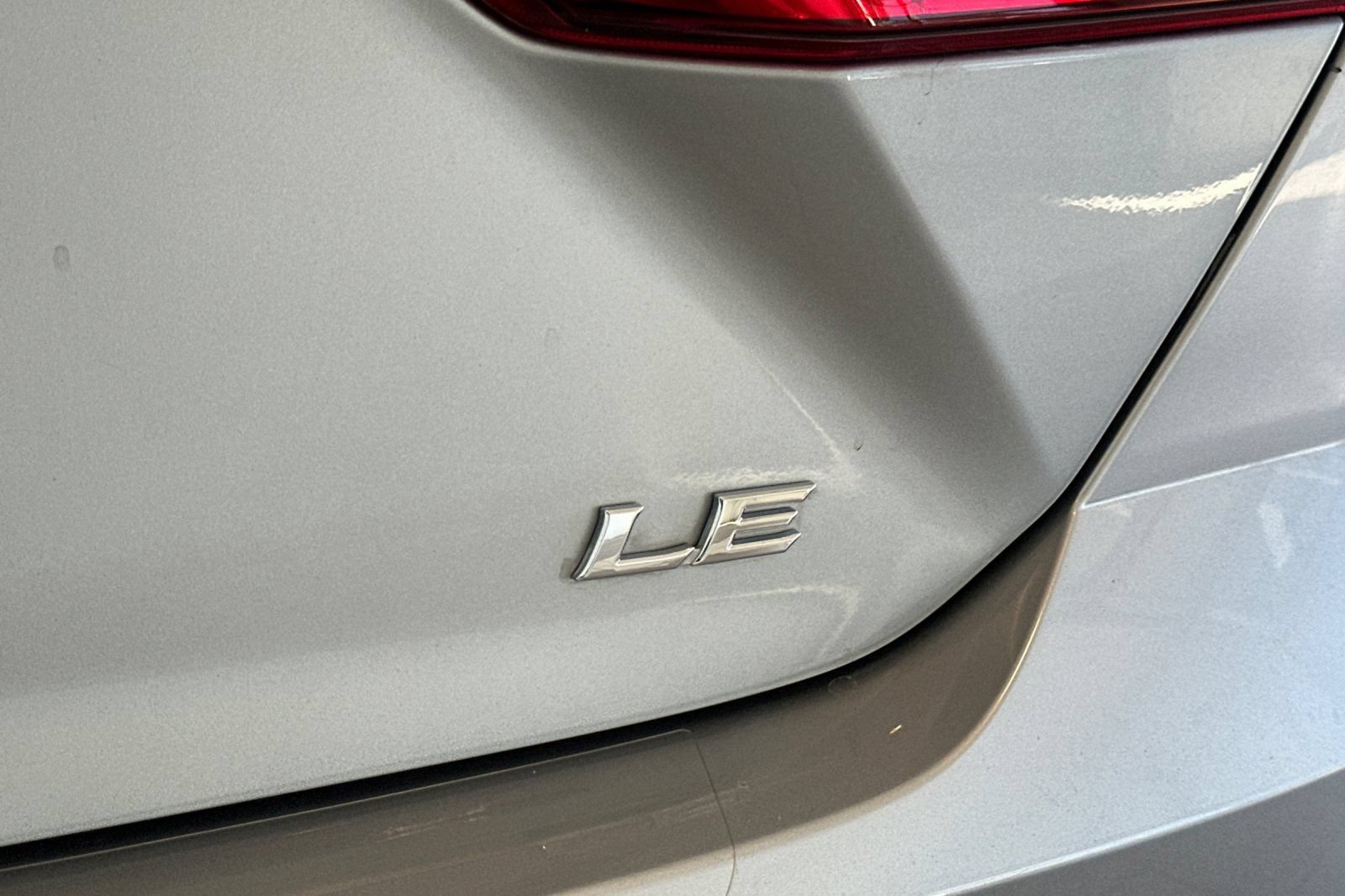 Used 2025 Toyota Camry LE FWD image 26