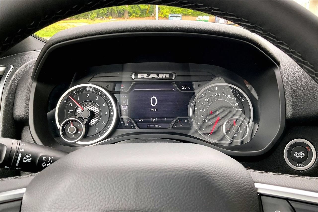 New 2026 RAM 1500 Big Horn AWD/4WD image 10