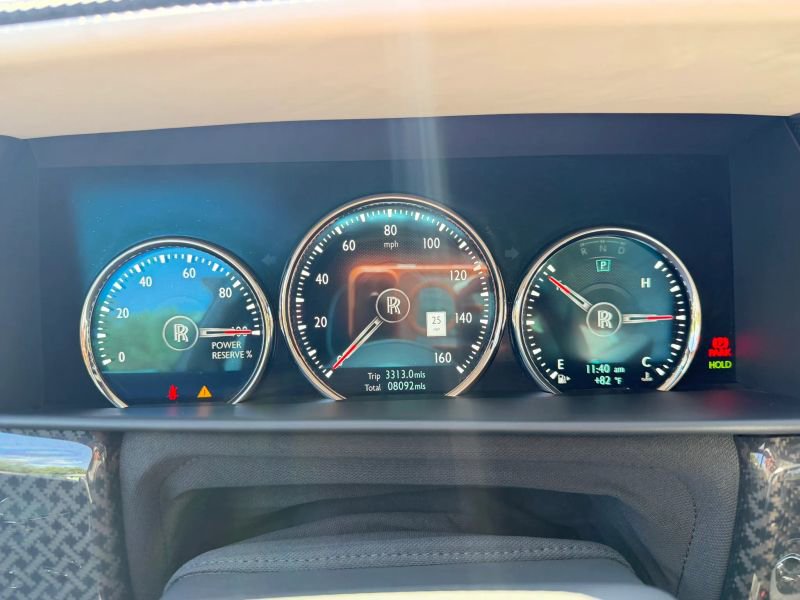 Used 2022 Rolls-Royce Cullinan Black Badge w/ Dark Exterior Package AWD/4WD image 26