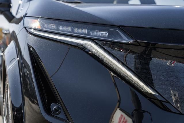 Used 2023 Nissan Ariya AWD image 13