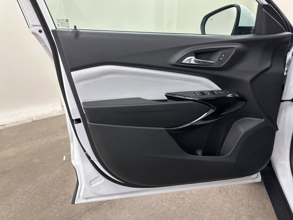 New 2026 Chevrolet Trax LT w/ Driver Confidence Package image 28