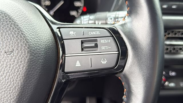 Used 2025 Honda HR-V Sport image 13