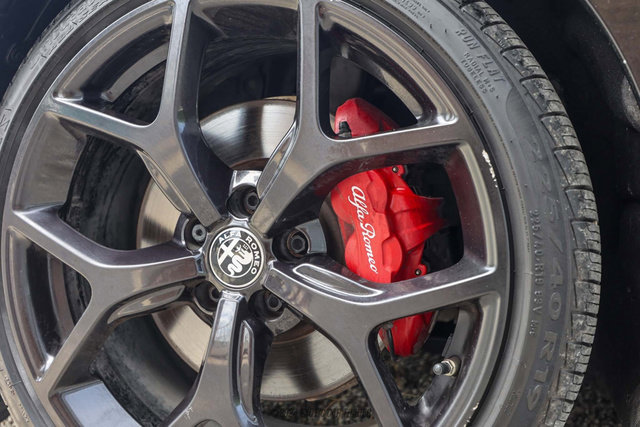 Used 2020 Alfa Romeo Giulia w/ Quick Order Package 22K Sport image 54