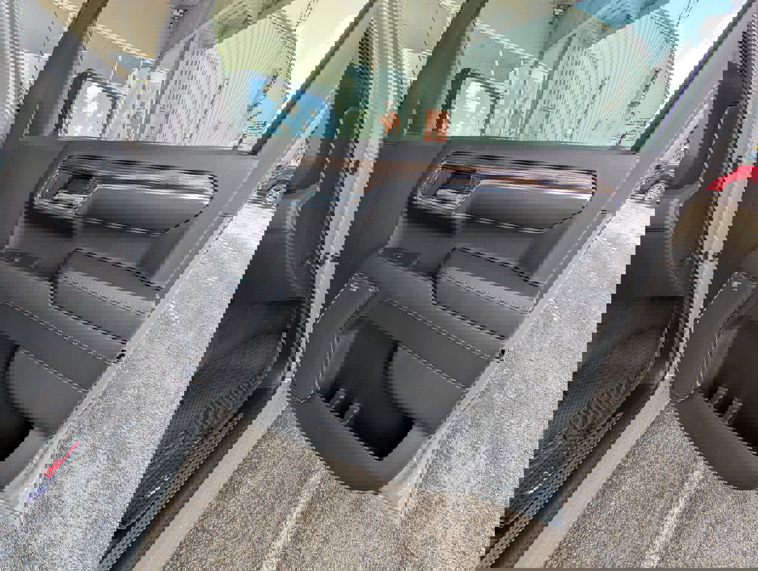 Used 2024 Chevrolet Silverado 1500 LT Trail Boss w/ Convenience Package II image 21