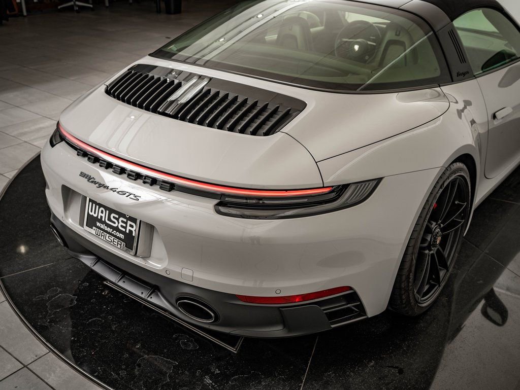 Certified 2022 Porsche 911 Targa 4 GTS image 26