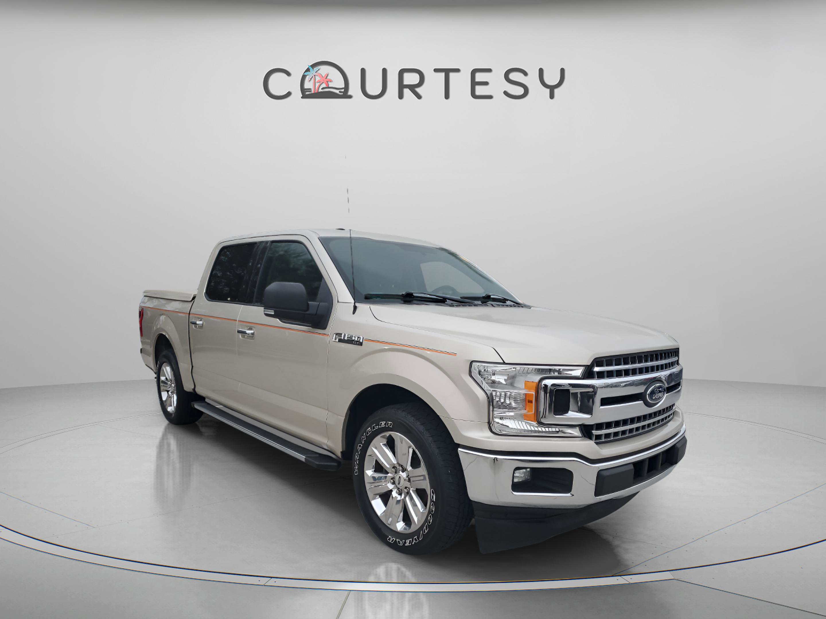 Used 2018 Ford F150 XLT w/ Equipment Group 302A Luxury image 5