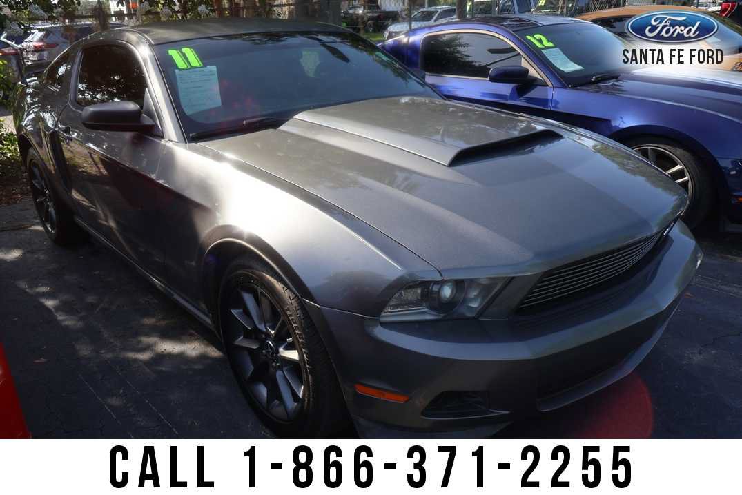 Used 2011 Ford Mustang Premium w/ Electronics Pkg RWD image 6