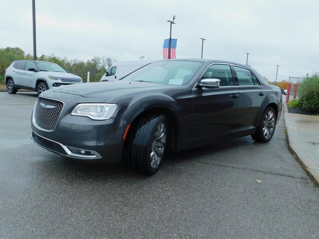 Used 2021 Chrysler 300 Touring L image 18