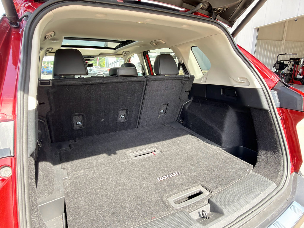 Used 2021 Nissan Rogue SL w/ Premium Package FWD image 23