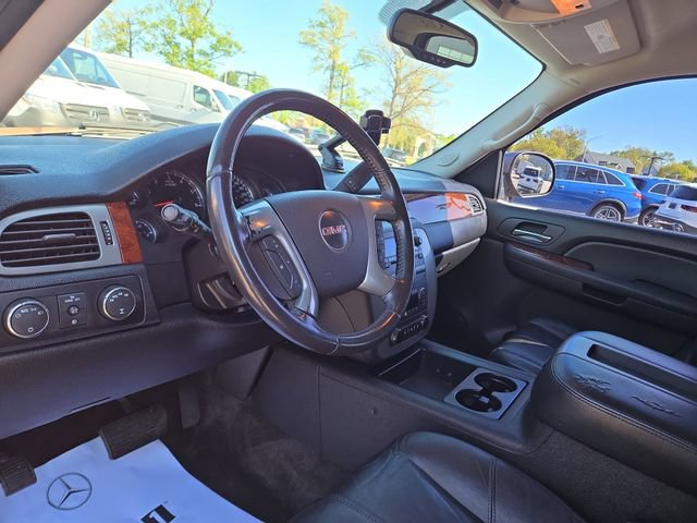 Used 2009 GMC Yukon SLT AWD/4WD image 24