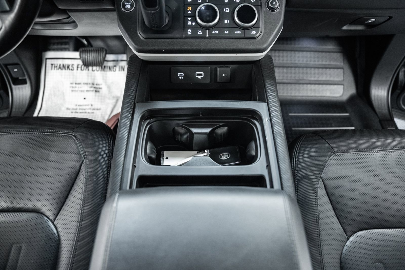 Used 2022 Land Rover Defender 110 X-Dynamic HSE AWD/4WD image 32