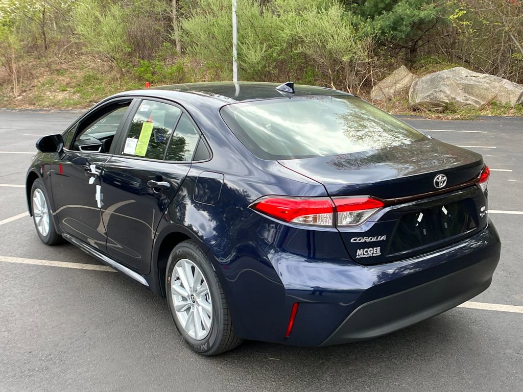 New 2026 Toyota Corolla LE w/ LE Premium Package FWD image 3