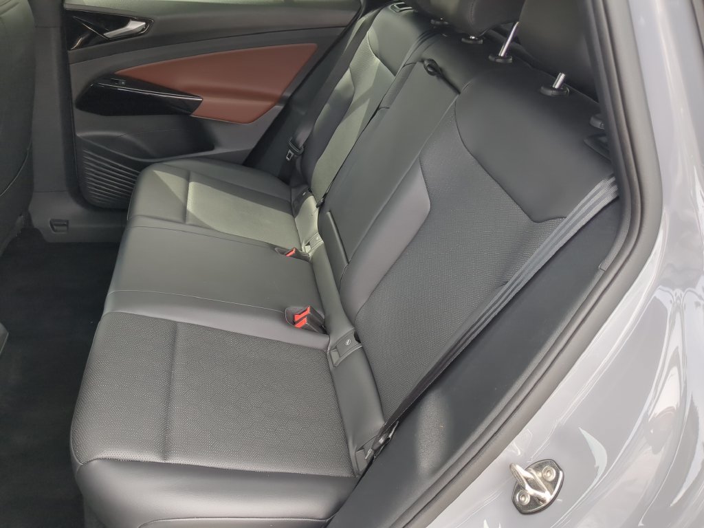 Certified 2022 Volkswagen ID.4 Pro S RWD image 17