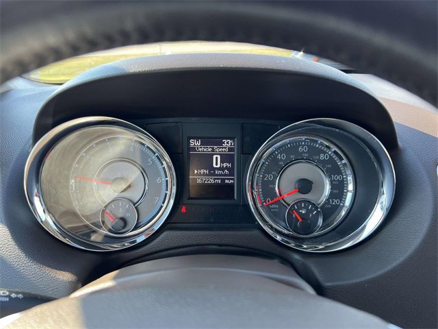 Used 2013 Chrysler Town & Country Touring-L w/ Driver Convenience Group image 13