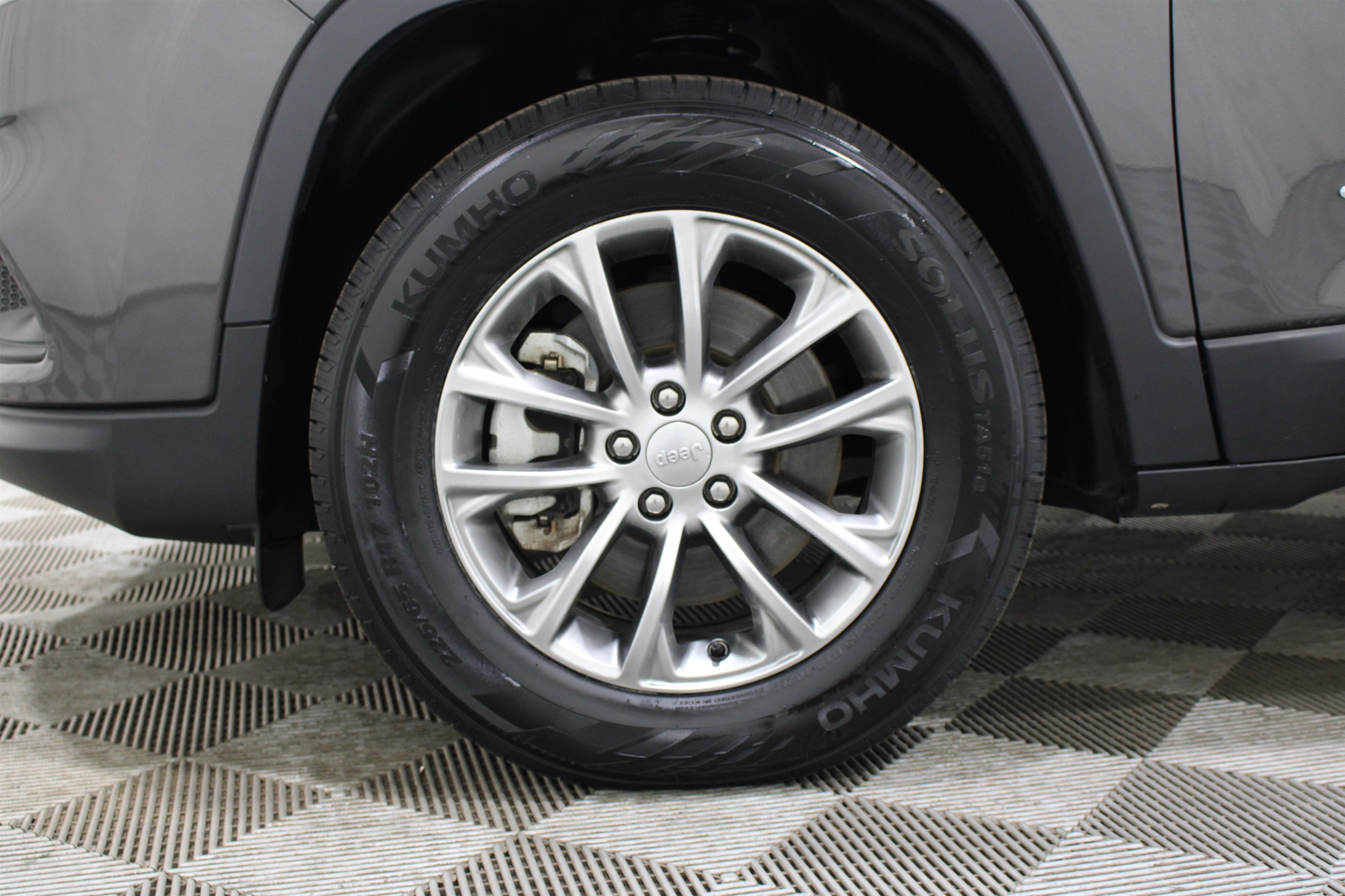 Used 2022 Jeep Cherokee Latitude Lux image 35