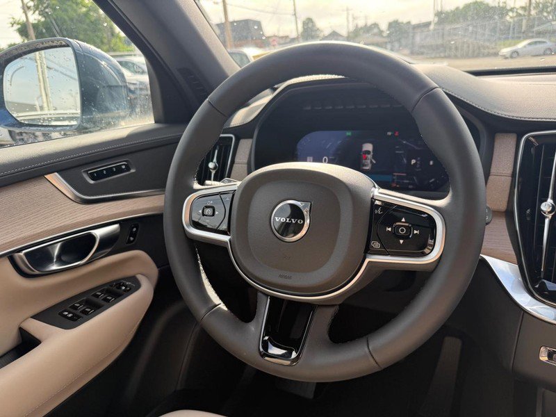 New 2026 Volvo XC90 B6 Plus w/ Protection Package AWD/4WD image 7