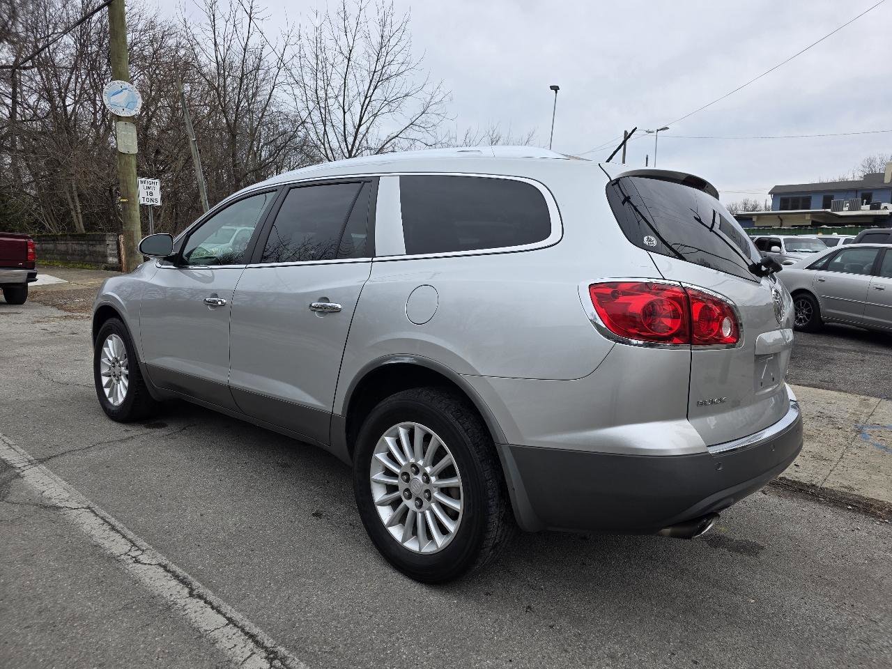Used 2012 Buick Enclave Leather image 3