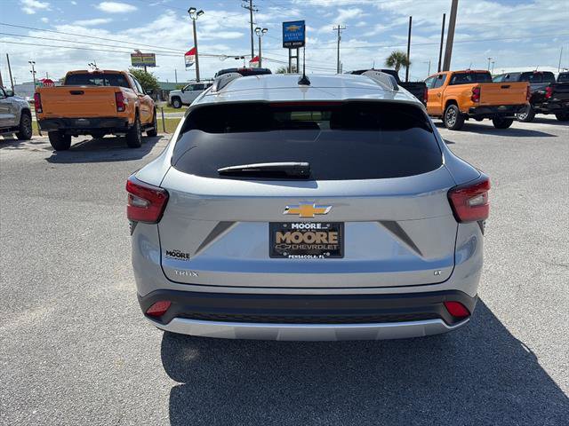 New 2026 Chevrolet Trax LT FWD image 7