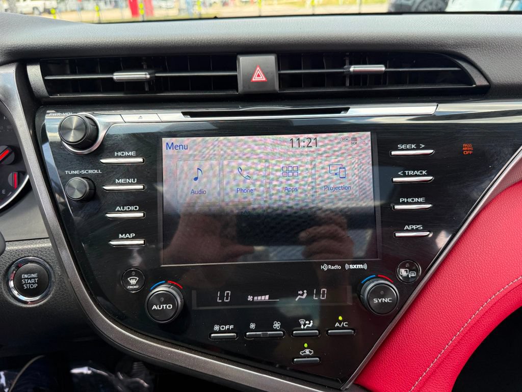 Used 2020 Toyota Camry XSE FWD image 17