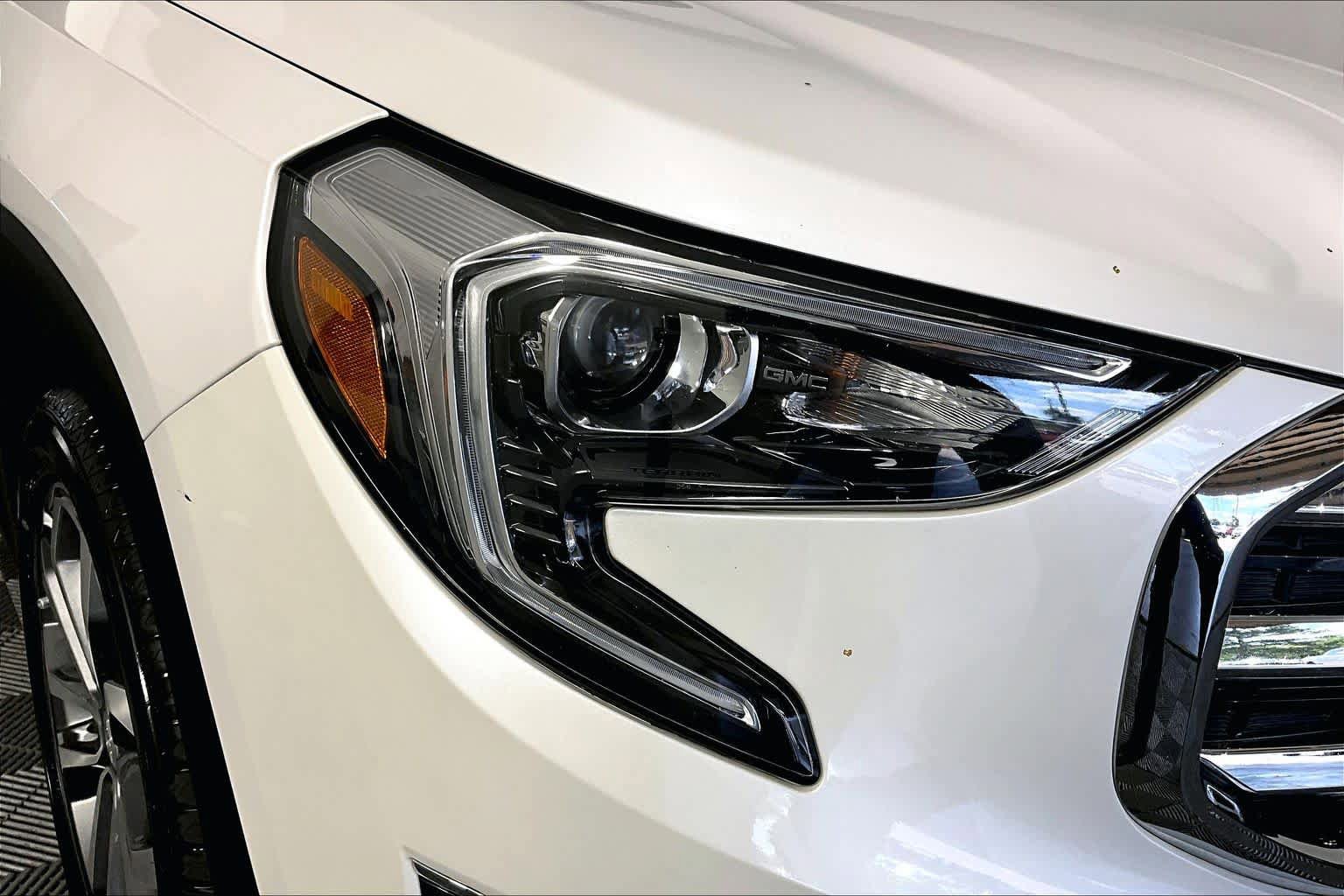 Used 2021 GMC Terrain SLT FWD image 27