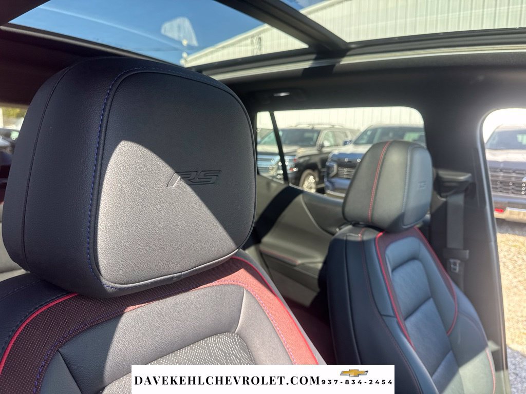 Used 2025 Chevrolet Equinox RS w/ Safety and Technology Package AWD/4WD image 31