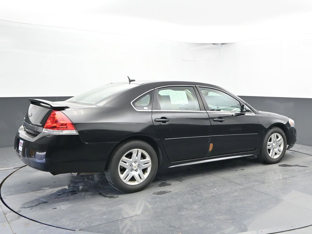 Used 2011 Chevrolet Impala LT w/ Luxury Edition Package FWD image 10