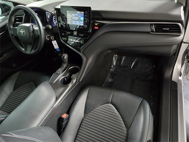 Used 2021 Toyota Camry SE image 22