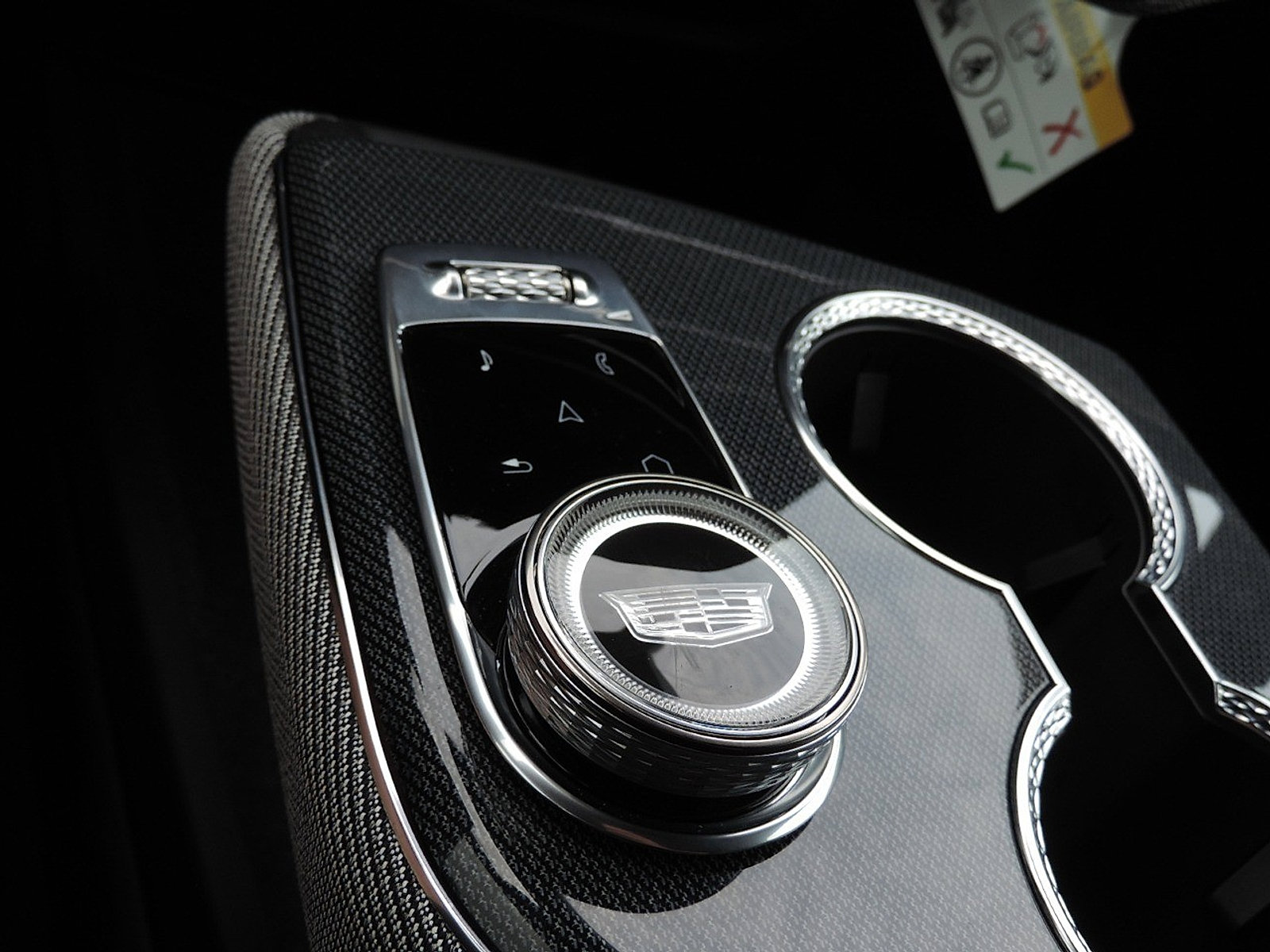 New 2026 Cadillac Optiq Luxury 2 RWD image 20