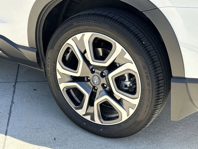 Certified 2025 Subaru Ascent Limited image 12