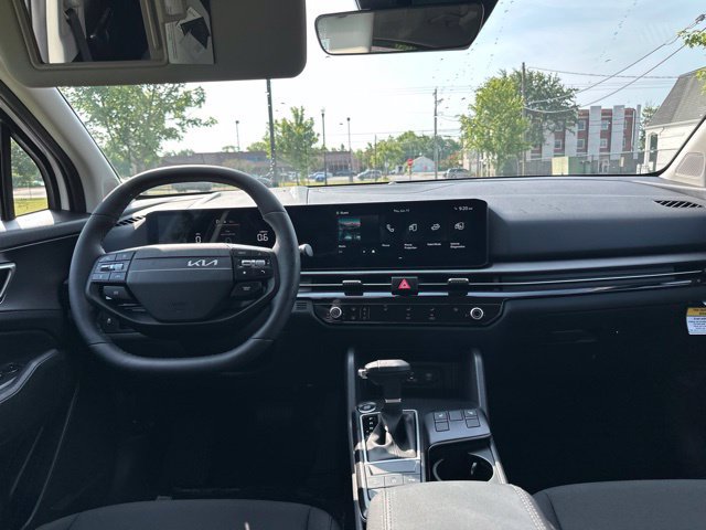New 2026 Kia Sportage LX w/ LX Convenience Package AWD/4WD image 3