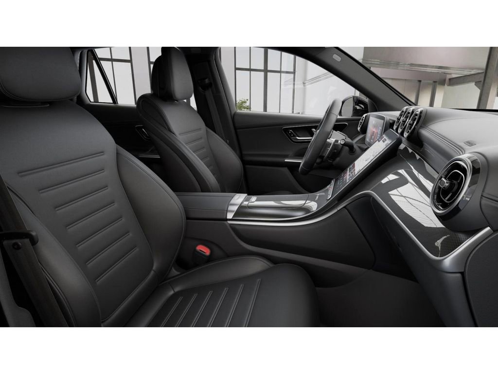 Certified 2026 Mercedes-Benz GLC 43 AMG 4MATIC image 4