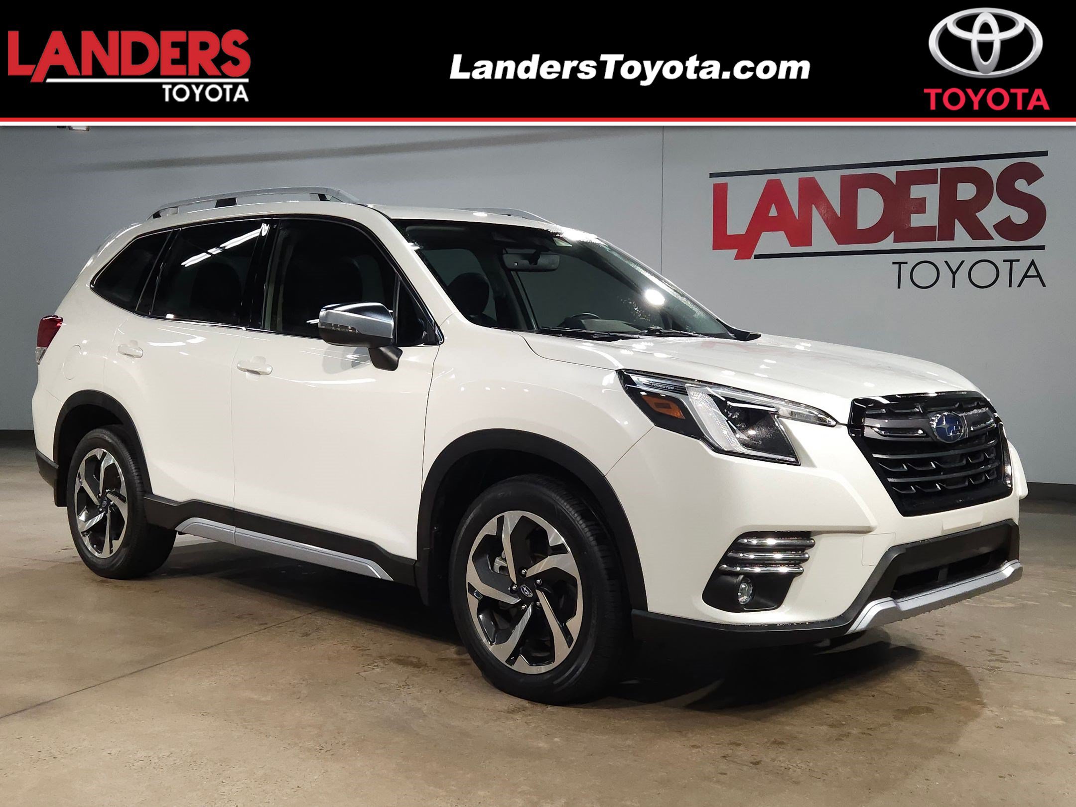 Used 2023 Subaru Forester Touring w/ Popular Package #2 AWD/4WD image 1