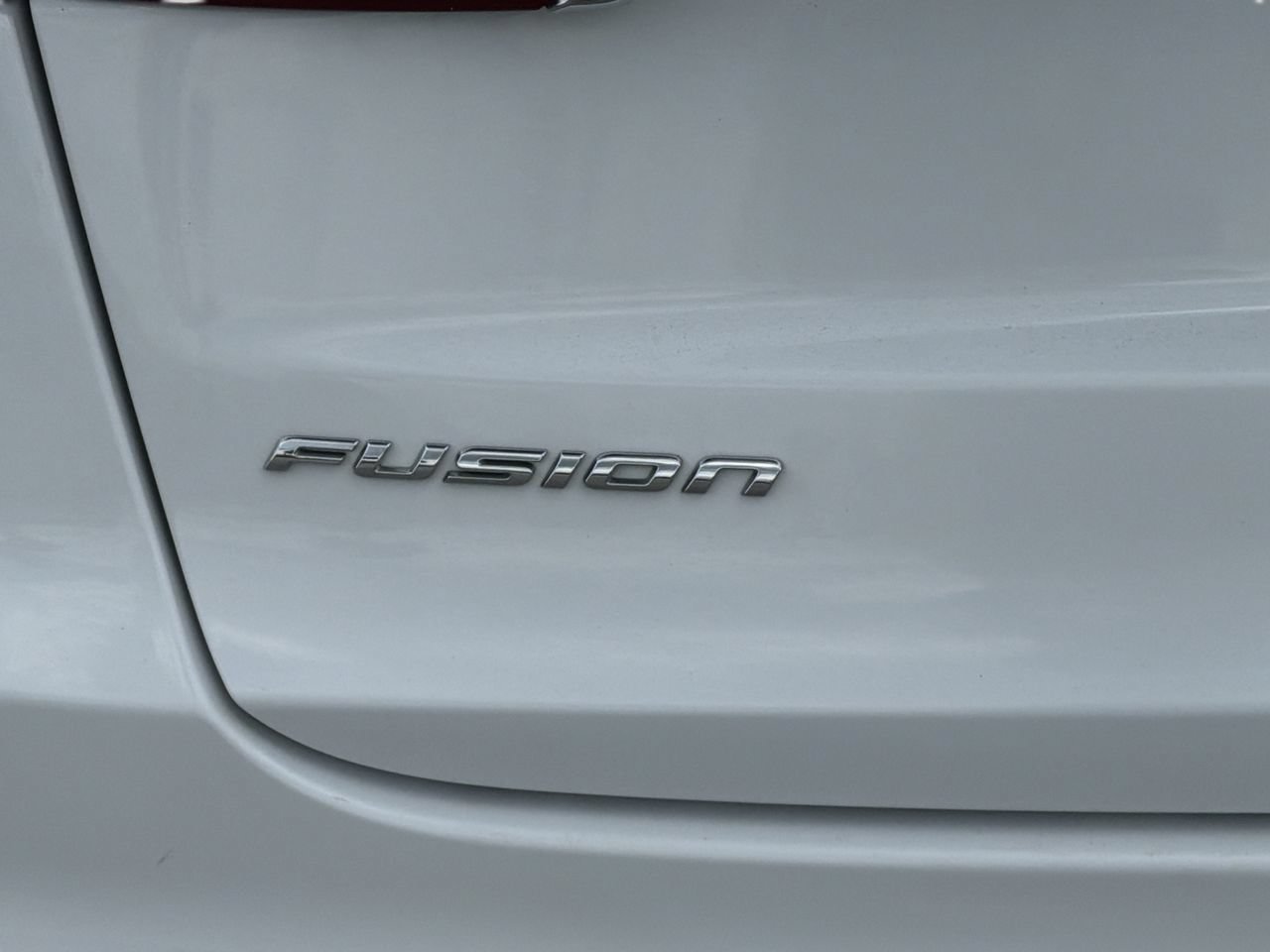 Used 2019 Ford Fusion S FWD image 9