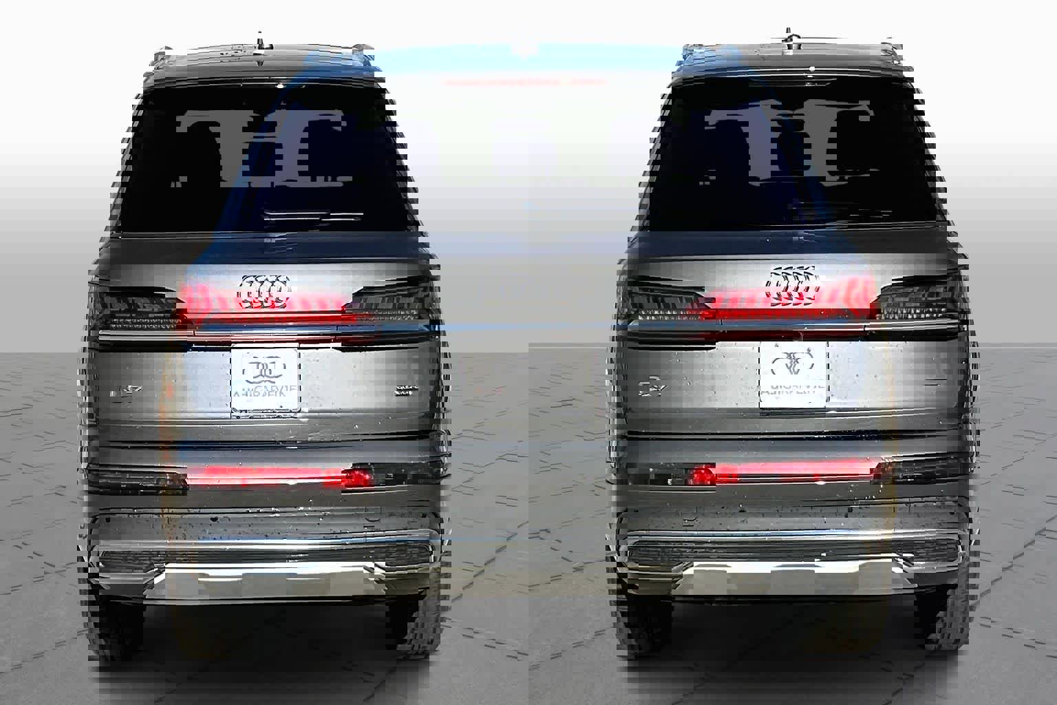 Used 2023 Audi Q7 2.0T Premium Plus w/ Premium Plus Package image 4