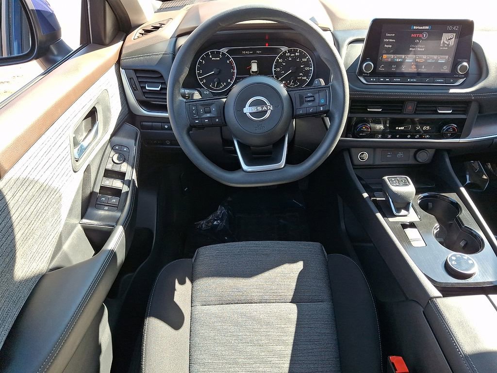 Certified 2023 Nissan Rogue SV image 13