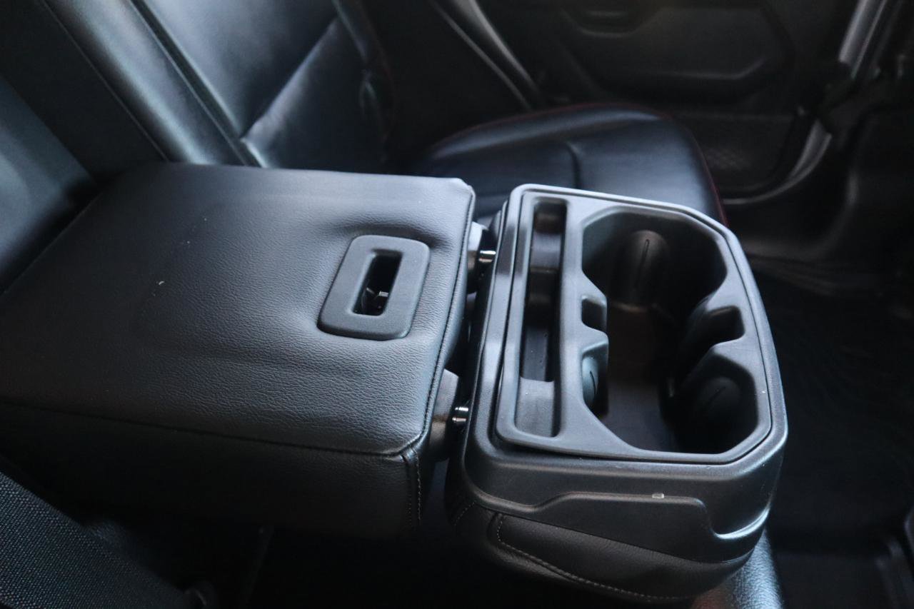 Used 2018 Jeep Wrangler Unlimited Rubicon AWD/4WD image 47