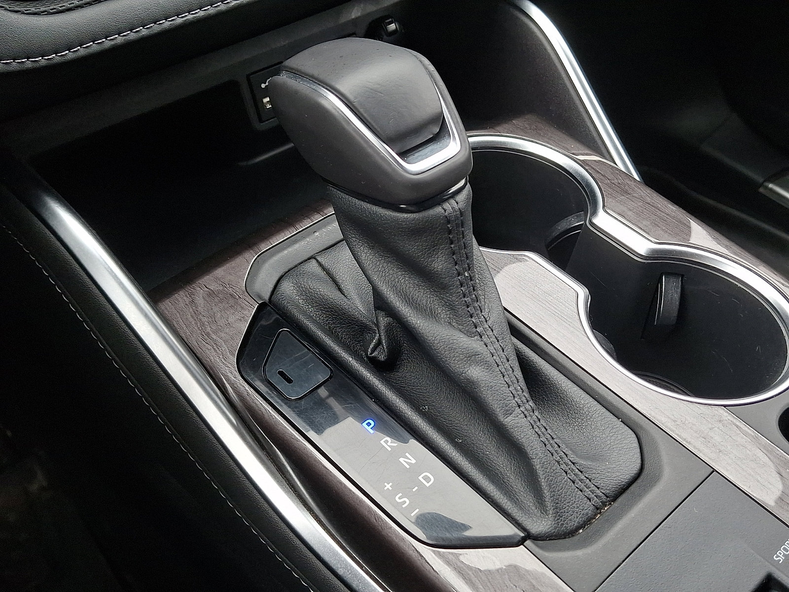 Used 2022 Toyota Highlander Platinum image 17