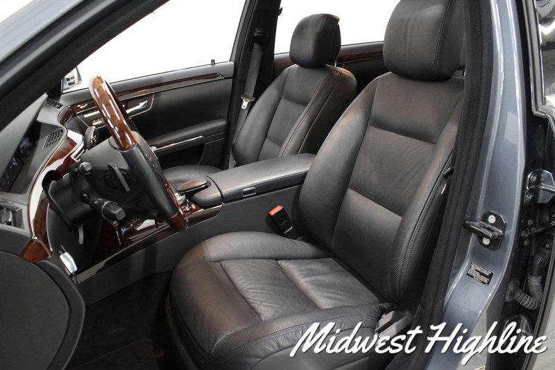 Used 2010 Mercedes-Benz S 550 4MATIC image 25