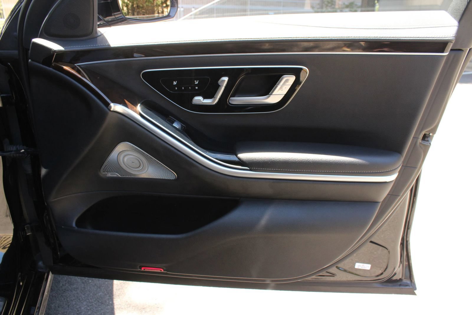 Used 2022 Mercedes-Benz S 500 4MATIC image 27