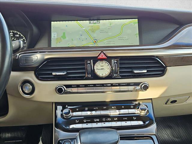 Used 2018 Genesis G90 3.3T Premium image 15