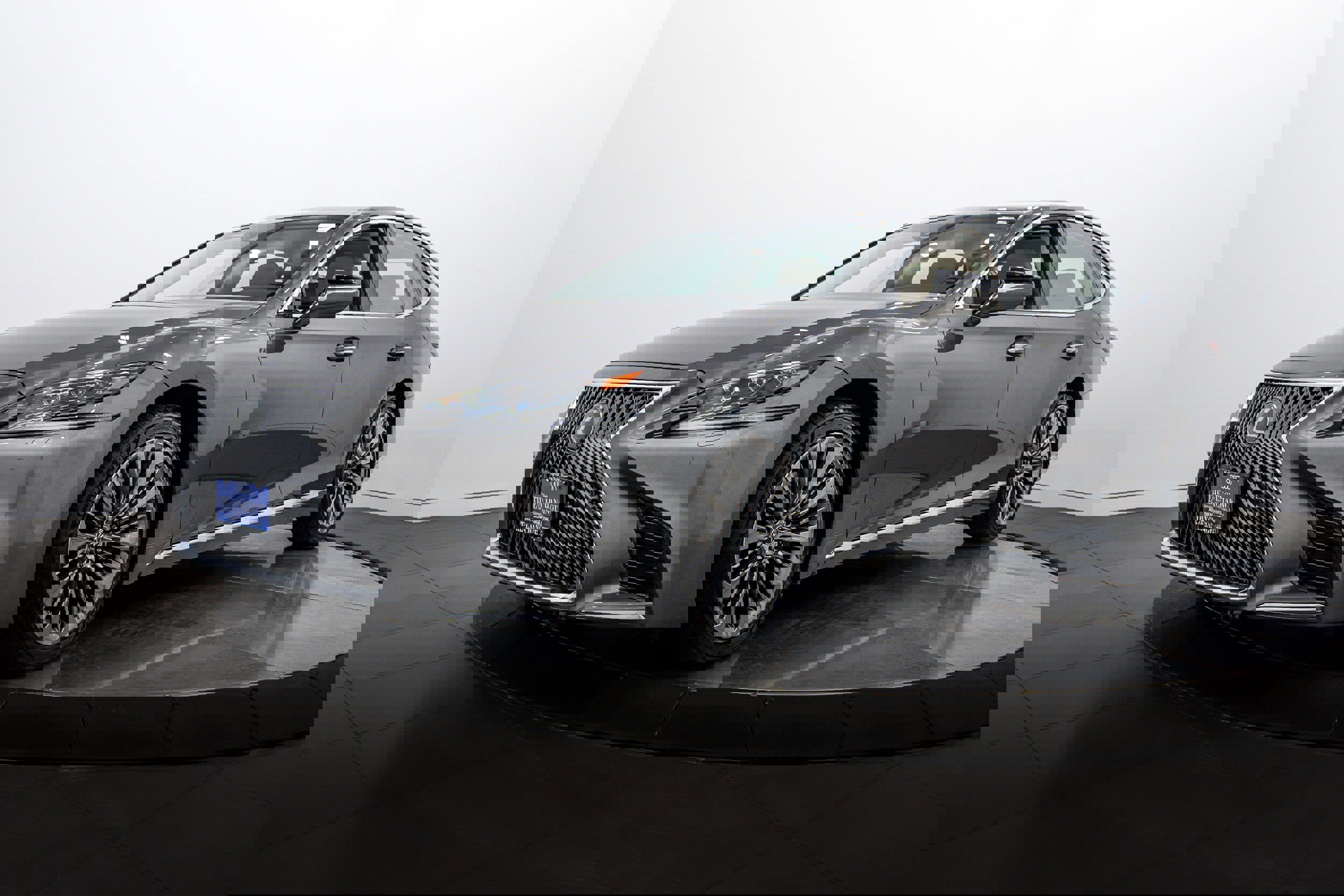 Used 2019 Lexus LS 500 AWD w/ Interior Upgrade Package image 7