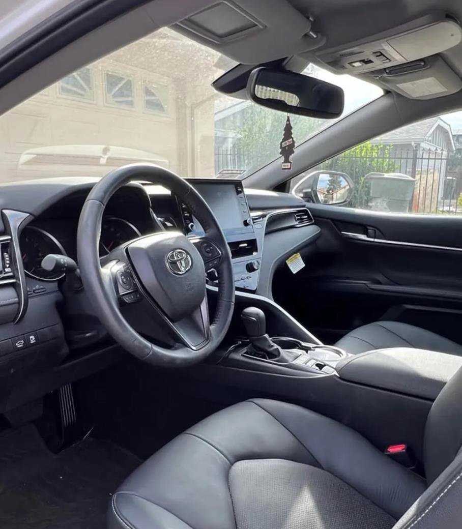 Used 2023 Toyota Camry XSE image 3