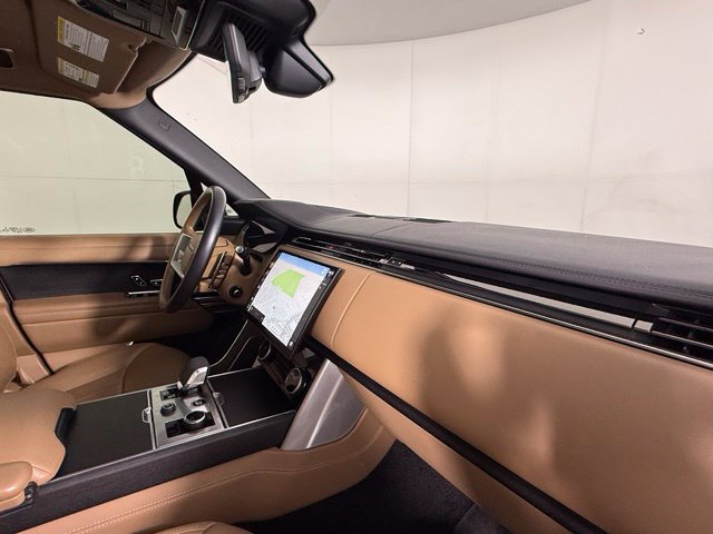 Certified 2023 Land Rover Range Rover Long Wheelbase Autobiography AWD/4WD image 26